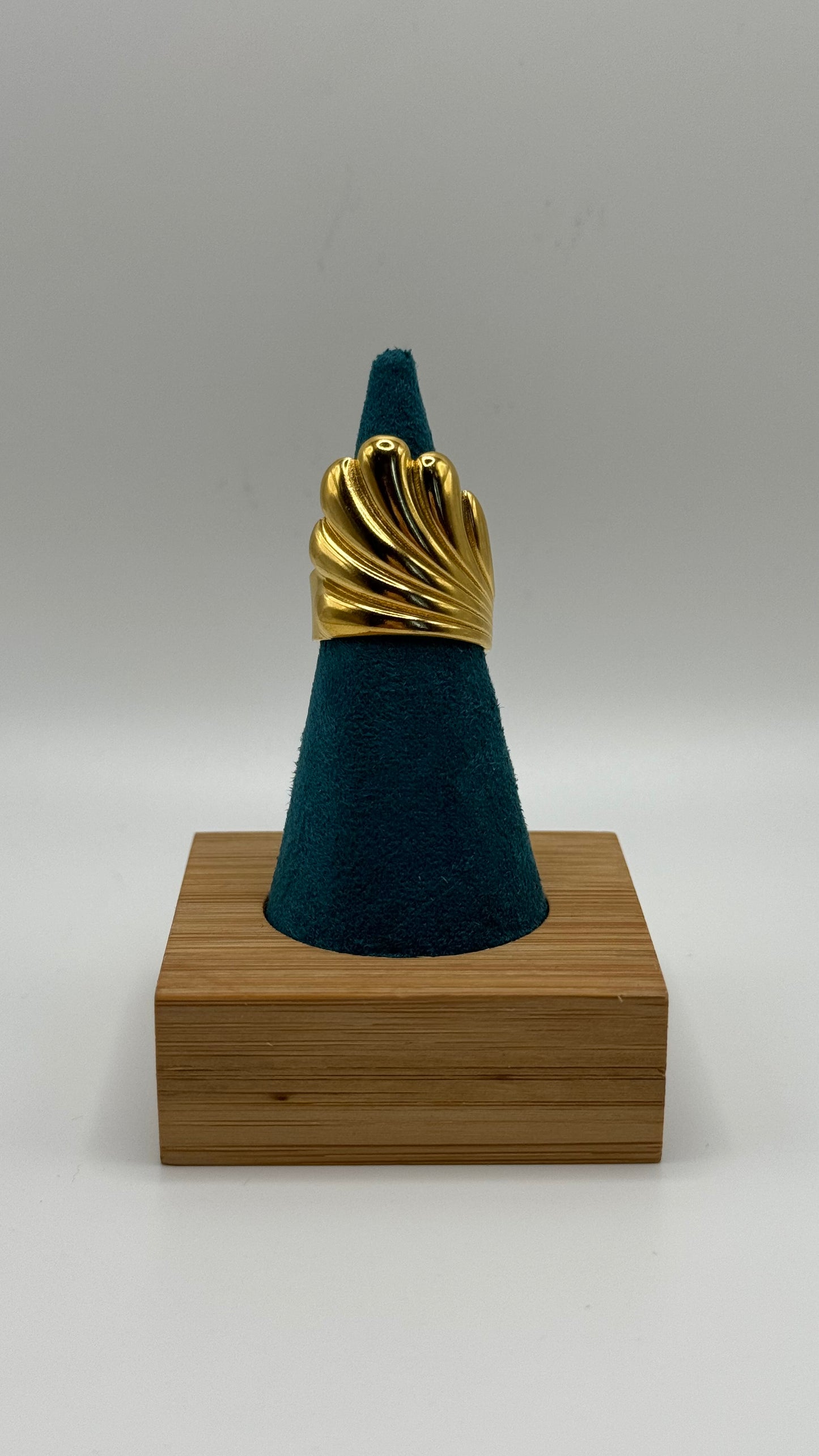 Anello Leaf