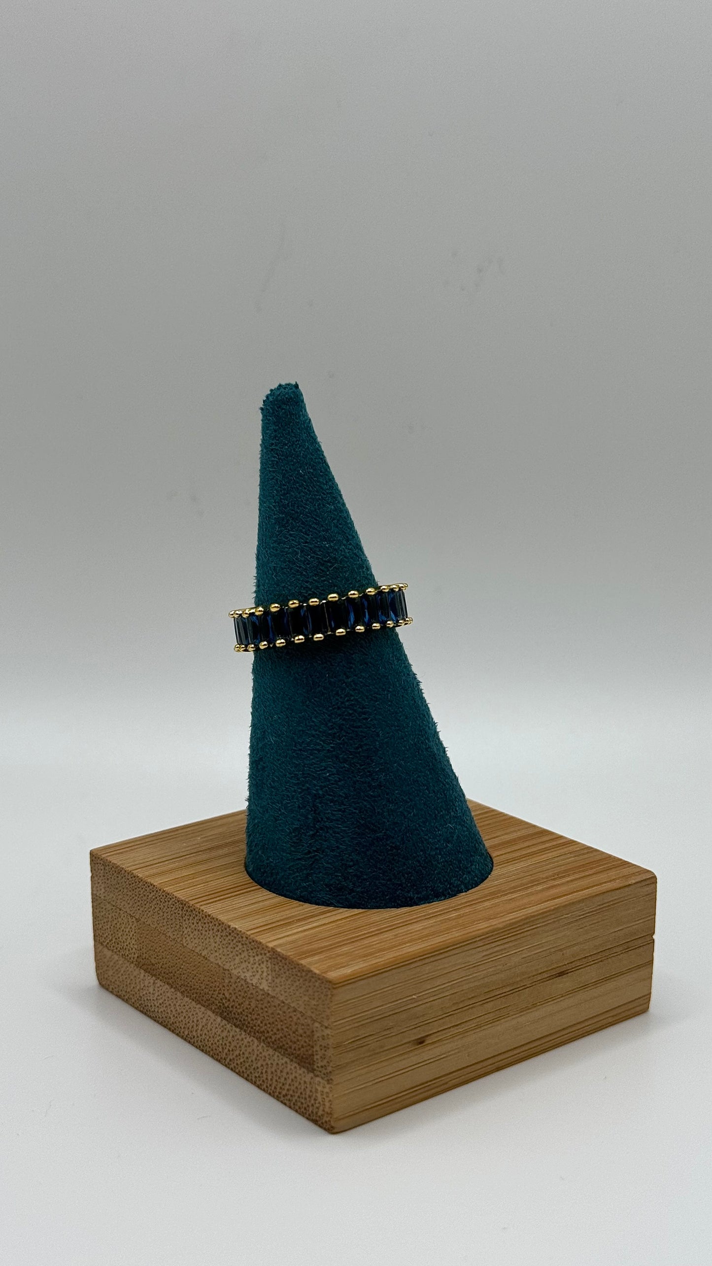 Anello Zaffiro